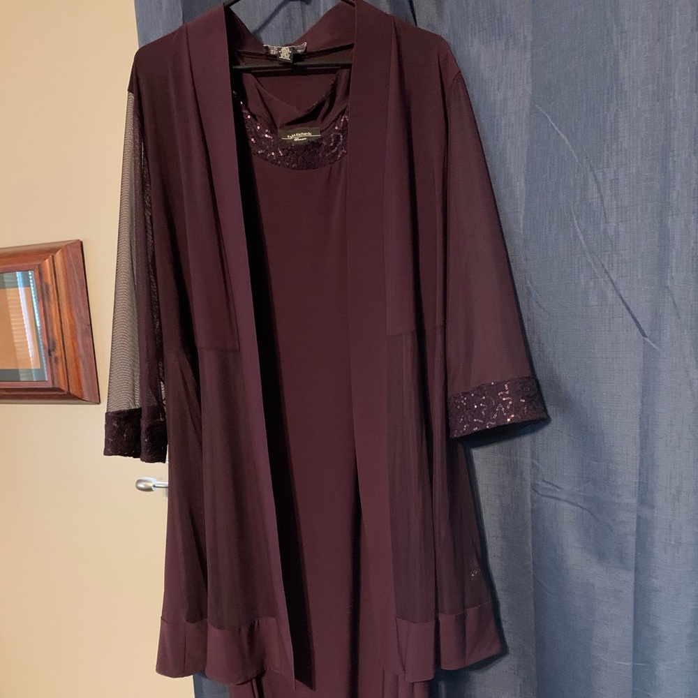 R & M Richards Beautiful plum evening dress